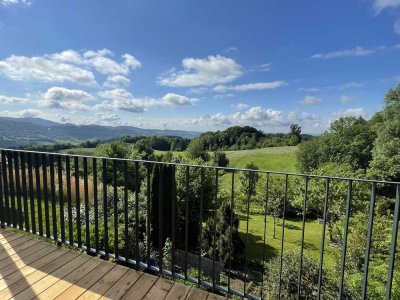 Exclusive Wohnung in ruhiger Lage mit traumhaften Fernblick