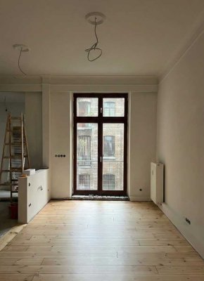 Erstbezug nach Sanierung. Wunderschöne 65 qm Wohnung mit Balkon auf der Zülpicher Straße.