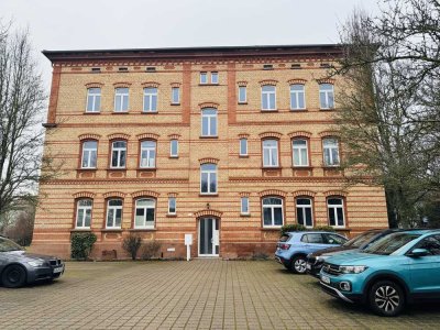 ++ NEU RENOVIERT ! Helle 3 ZKB Balkon Wohnung im Hochparterre in beliebter  Wohnlage in LD-Stadt! ++