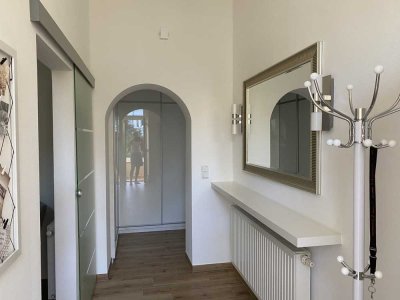 Schönes möbliertes 1-Zimmer App., 48 qm, Sanierung 2022, Balkon und Terrasse