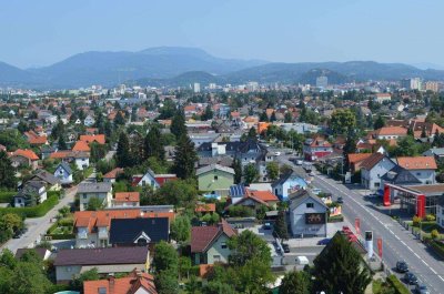 Große Wohnung mit herrlicher Aussicht in Graz