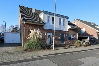 Baujahr 2015! Drei Doppelhaushälften in sehr guter Lage von Mönchengladbach-Hardt