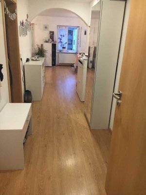 Schöne 2,5-Raum-Wohnung mit Balkon und Einbauküche in Lauchringen