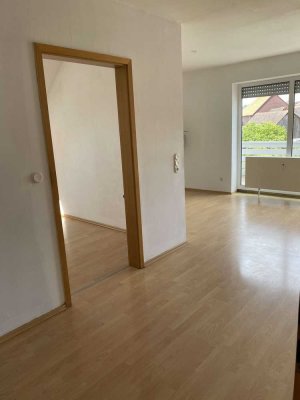 Großzügige 3 Zimmerwohnung zum Sofortbezug