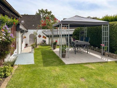 Doppelhaushälfte mit schönem Garten
