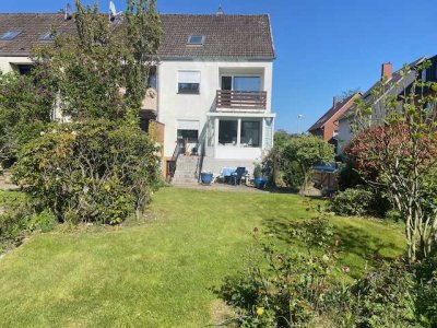 Günstiges, gepflegtes 6-Zimmer-Reihenendhaus in Langenhagen - provisionsfrei