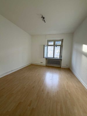 3-Zi-Wohnung mit Balkon in Darmstadt-Bessungen