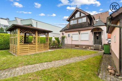 Top-gepflegtes Haus mit Garage, Nebengebäude &amp; Traumgarten im 22. Bezirk