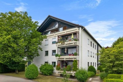 Provisionsfrei: Großzügige 4-Zi.-Dachgeschoss-Whg. mit Penthouse-Charakter und TG in Gersthofen