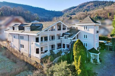 Villenartiges 4-Familienhaus über den Dächern des malerischen Murgtals – Wohnen in zeitloser Eleganz