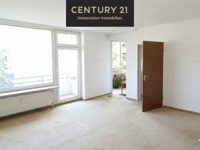 C21 Immovision: KÄUFERPROVISIONSFREI - Barrierearme 2-Zi.-Wohnung mit Fahrstuhl & Balkon