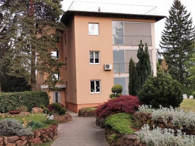 Moderne, voll möblierte Wohnung mit großem Balkon und Grünanlage in Graz-Gries