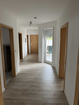 Preiswerte 3,5-Raum-Wohnung mit Balkon und EBK in Gera