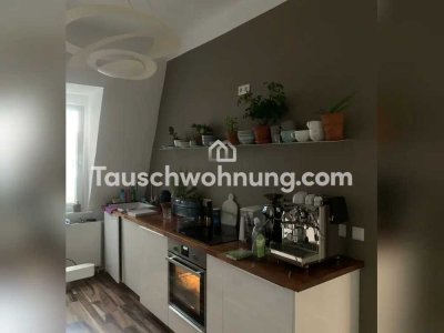 Tauschwohnung: Altbau, 2.5 Zi, Nordend Ost; Suche 3/4 Zimmer