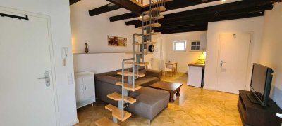 Vollständig möblierte Maisonette-Whg.