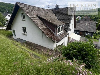 Großzügiges Einfamilienhaus mit viel Potential in ruhiger Sackgassenlage von Niederfischbach