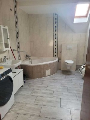 Zentrale teilmöblierte 3-Raum-Wohnung in Ludwigshafen: Sofort verfügbar