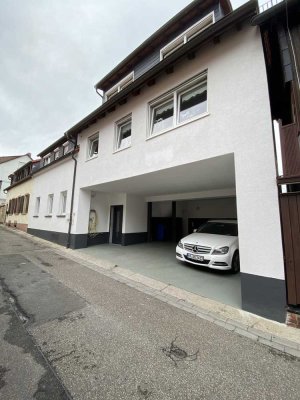 Modernisierte 4-Raum-Maisonette-Wohnung mit Einbauküche in Bad Dürkheim