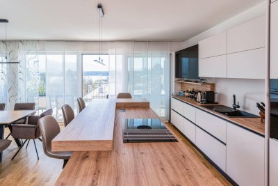 Einziehen, auspacken, wohlfühlen – exklusives Penthouse mit traumhaftem Seeblick am Faaker See