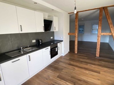 Helle 3,5-Zimmer Wohnung mit Balkon in Calden