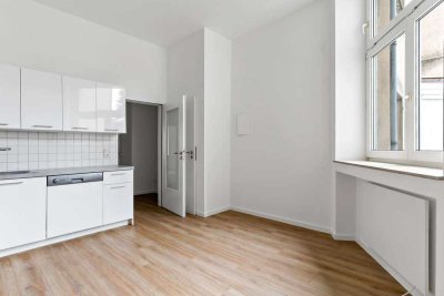 Frisch renovierte 2-Zimmer-Wohnung in Oberbilk (bezugsfsrei!)