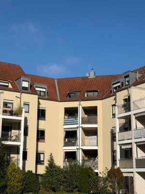 Top gepflegte 2-Zimmer-Wohnung in Schwabach mit Dachterrasse