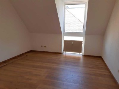Zentrales DG-Apartment mit EBK