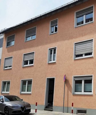 Gepflegte 4-Zimmer-Wohnung mit Balkon in Neuburg an der Donau