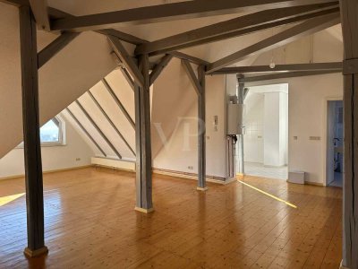 Schöne Dachgeschosswohnung mit Blick über Zella-Mehlis!