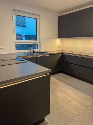 RESERVIERT - Neubau-Doppelhaushälfte mit Garten - einziehen & wohlfühlen