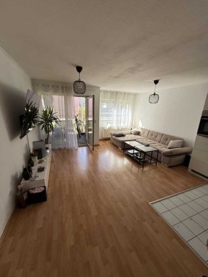 Attraktive 2-Zimmer-Wohnung mit großer Terrasse und Stellplatz in Stuttgart-Wangen