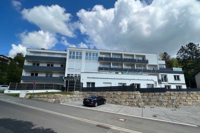 Attraktive sonnige 4,5-Zimmer-Wohnung mit sehr großer Terrasse