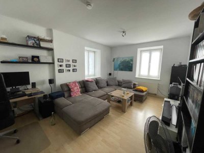 Helle 2 Zimmerwohnung in zentraler Lage