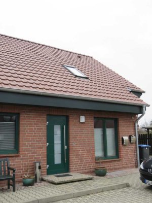Exquisite möblierte 2- Zimmer Dachgeschoss-Wohnung in Wolfsburg, Vorsfelde