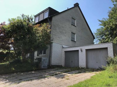 Großes Haus mit Garten und 2 Garagen in bester Lage zum Vermieten in Bochum-Stiepel