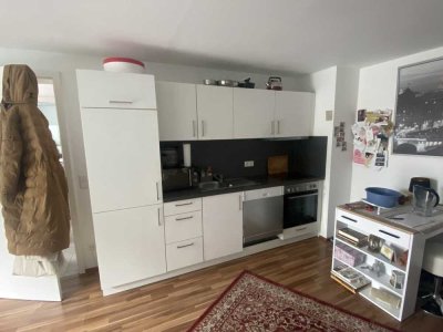 Geschmackvolle, gepflegte 1-Zimmer-Terrassenwohnung mit Balkon und EBK in Burgrieden