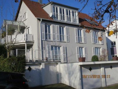 In schönster Wohnlage liegt diese  Erdgeschosswohnung mit Garten und Terrasse!