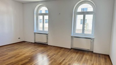 Liezen! Charmante Altbauwohnung oder Bürofläche!