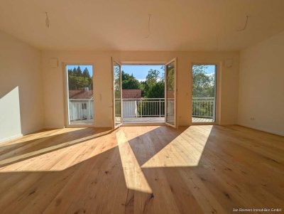 AM FUßE DER BERGE - MIT DACHTERRASSE & SÜDWESTGARTEN, EICHENPARKETT, WÄRMEPUMPE
