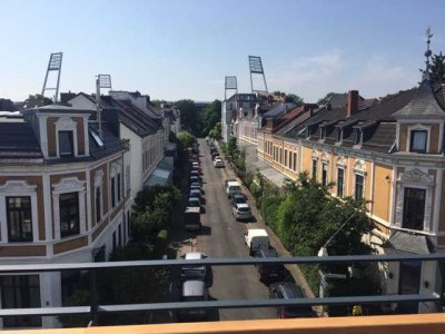 Wunderschöne, große, lichtdurchflutete Maisonette DG-Wohnung - prachtvoller Blick aufs Weserstadion