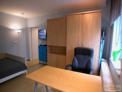 FLATmix.de / Ruhiges,komplett,möbliertes Apartment mit separaten Eingang...