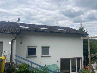 Viel Platz für Ihre Wohnideen – Einfamilienhaus mit Einliegerwohnung und Ausblick ins Grüne
