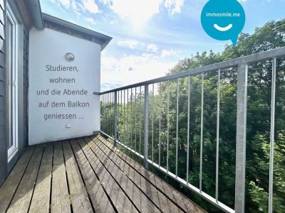 3-Raum Wohnung • in Chemnitz • Balkon • Dachgeschoss • Bernsdorf • offene Küche • jetzt anrufen