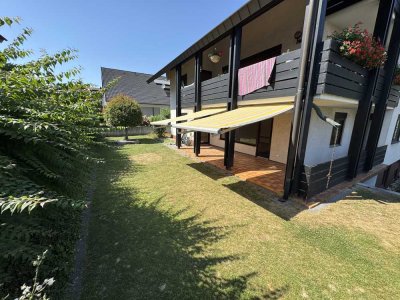 Attraktive 3,5 Zimmer Wohnung mit großem Garten, überdachtem Balkon und EBK in Freiburg-Opfingen