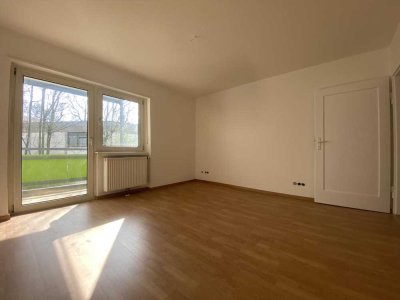 2-ZKB Wohnung | Frisch saniert | Balkon | AB SOFORT zu vermieten in LU Süd!