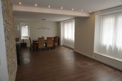 Charmante EG-Maisonette-Wohnung in S-West verbindet Altbau mit modernem Komfort