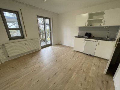Neu renovierte 1-Zi-Whg. neben der Universität inkl. TG