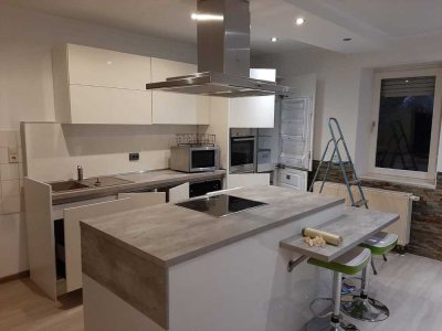 Preiswertes, modernisiertes 4-Zimmer-Einfamilienhaus mit geh. Innenausstattung und EBK
