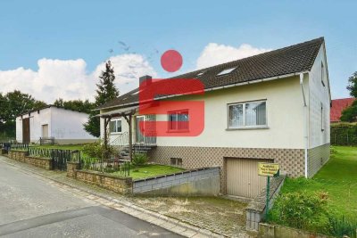 Ländliches Wohnen mit Halle und großem Grundstück