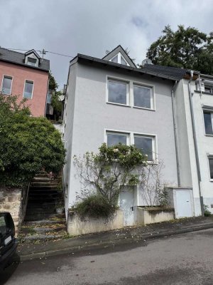 Einfamilienhaus mit Dachterrasse und Bick auf die historische Altstadt ---PROVISIONSFREI---